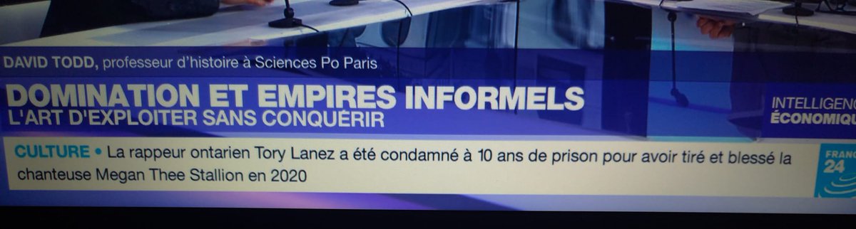 Alptraduction's tweet photo. @FRANCE24 N'est-ce pas un peu vulgaire de dire que LE rappeur a tiré la chanteuse ? 🤔 https://t.co/bEPXPyksVm