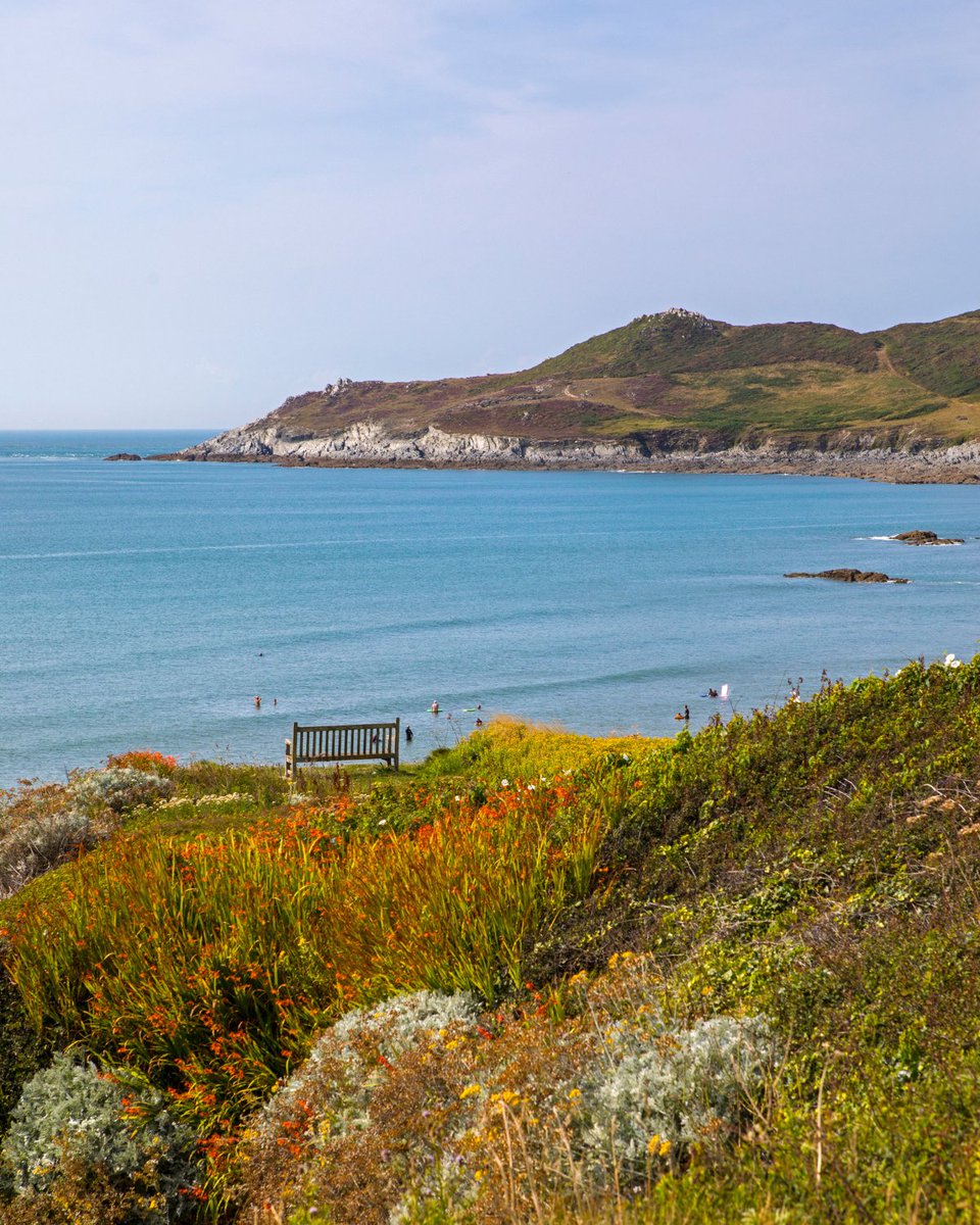 Thank you to <a href="/nationaltrust/">National Trust</a> for hosting our Chair <a href="/TonyJuniper/">Tony Juniper</a> and partners in North Devon.

The National Trust is doing fantastic work for nature on the South West coast and we are delighted to work together to deliver #NatureRecovery for our coastal communities.