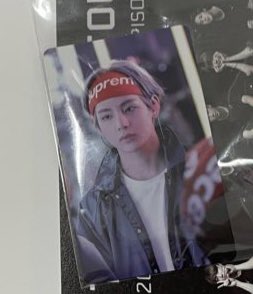 방탄소년단 비티에스 bts 17메모리즈 뷔포카만 7.0에 양도합니다. 

포카 상태 좋습니다.
Only photocard

ㅅㅊㅇ 남준 석진 윤기 호석 지민 태형 정국
rm jin suga jhope jimin V jk taehyung jungkook 방탄굿즈 방탄포카 디데이 아미 btsconcert