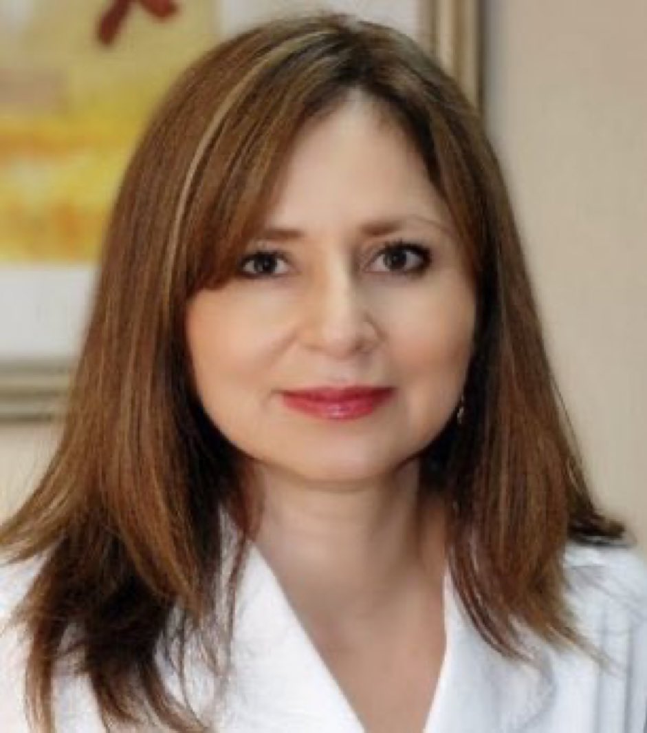 GuacamayanLeaks's tweet photo. Ella es Rosalinda López Hernández, hermana de @adan_augusto y esposa del Gobernador de Chiapas.

Tiene una red de empresas fantasma que ha recibido 500 millones de pesos en contratos del gobierno de Chiapas.

#GuacamayaLeaks
#GuacamayaNews
#AMLO
#Latinus https://t.co/1iAqDIwzc4