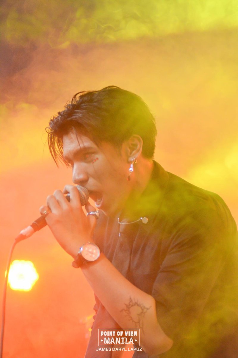 POVManila's tweet photo. Steaming with musical brilliance, 'Cup of Joe 'brewed an intoxicating blend of melodies, infusing UP Music Circle's IN BITUIN: 25th Anniversary Gig with a rich and captivating flavor of musical euphoria.
#InBituin2023 #HappyBirthdayUPMC #cupofjoe #povmanila https://t.co/lHw2iqrQnf