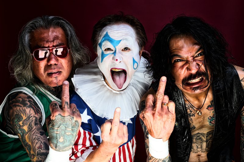 rooftop1976's tweet photo. ニューロティカ・あっちゃん、プロレスやります！ OLEDICKFOGGY・伊藤、LINK13・手塚のプロレス軍団"CRAZY EXPRESS"にレスラーとして参戦！ - ニュース | Rooftop https://t.co/0gL2GIFQhR https://t.co/MqhqwopqSg