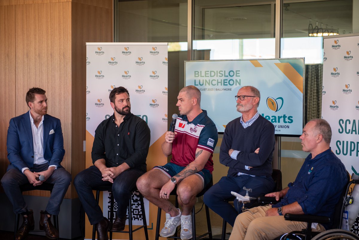 Tom Mitchell tweet media