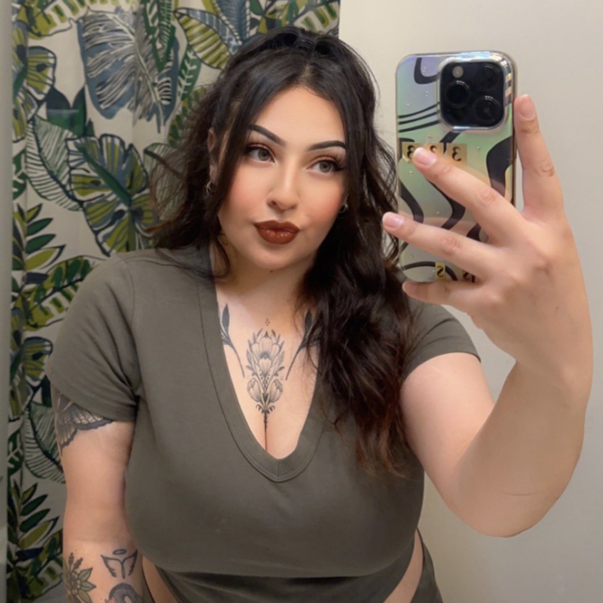luckyforklover's tweet photo. Haven’t posted a selfie in a while so here’s 2 😙💗 https://t.co/hPu1qaw8kI