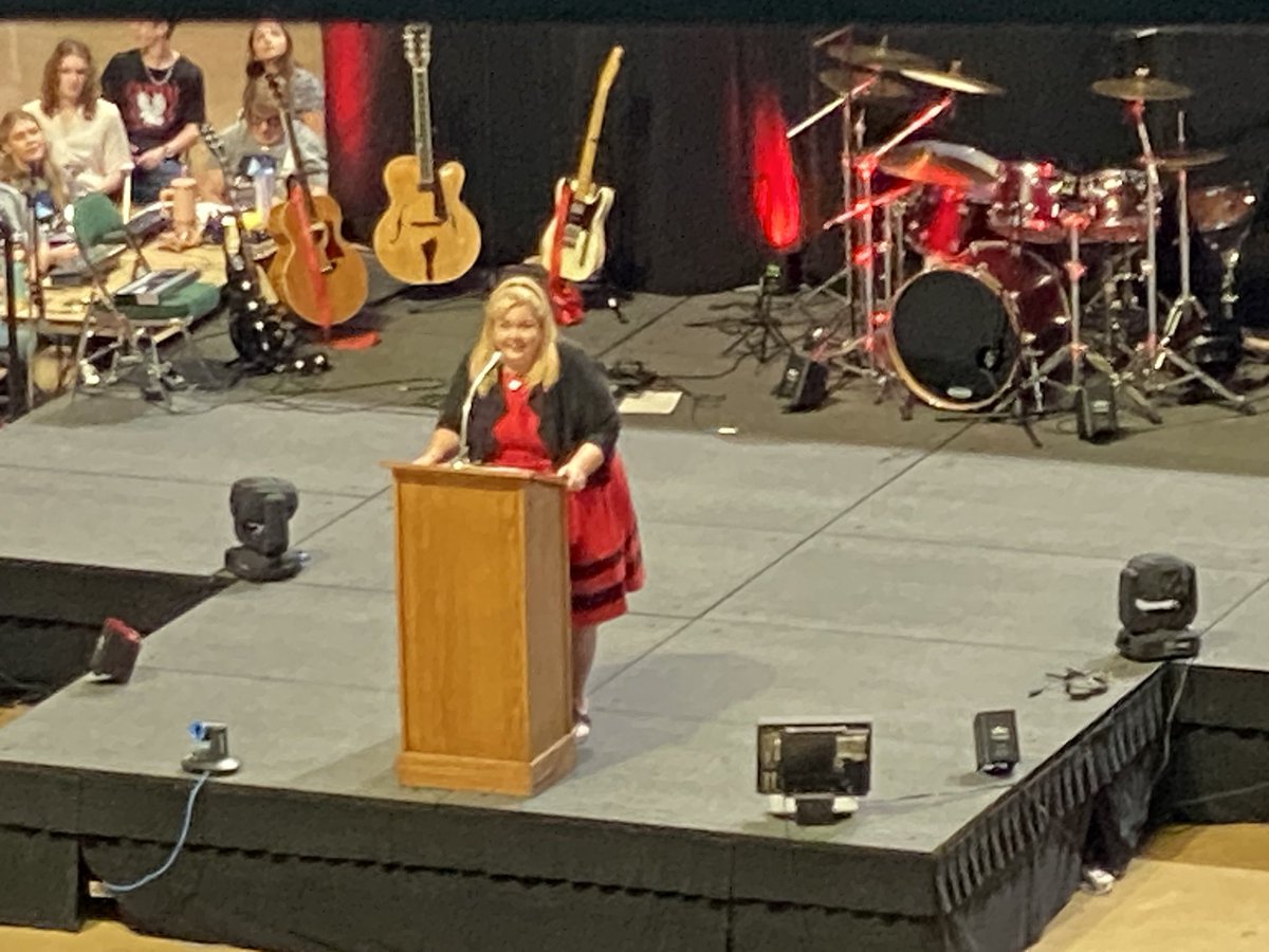 Amberleyf's tweet photo. So many awesome things happened today had to share on here as well!  What a crazy feeling it was to stand in front of over 3000 fantastic people and get to speak to them about what I love!  Let’s go Northwest ISD! https://t.co/MjWCfcFFNx