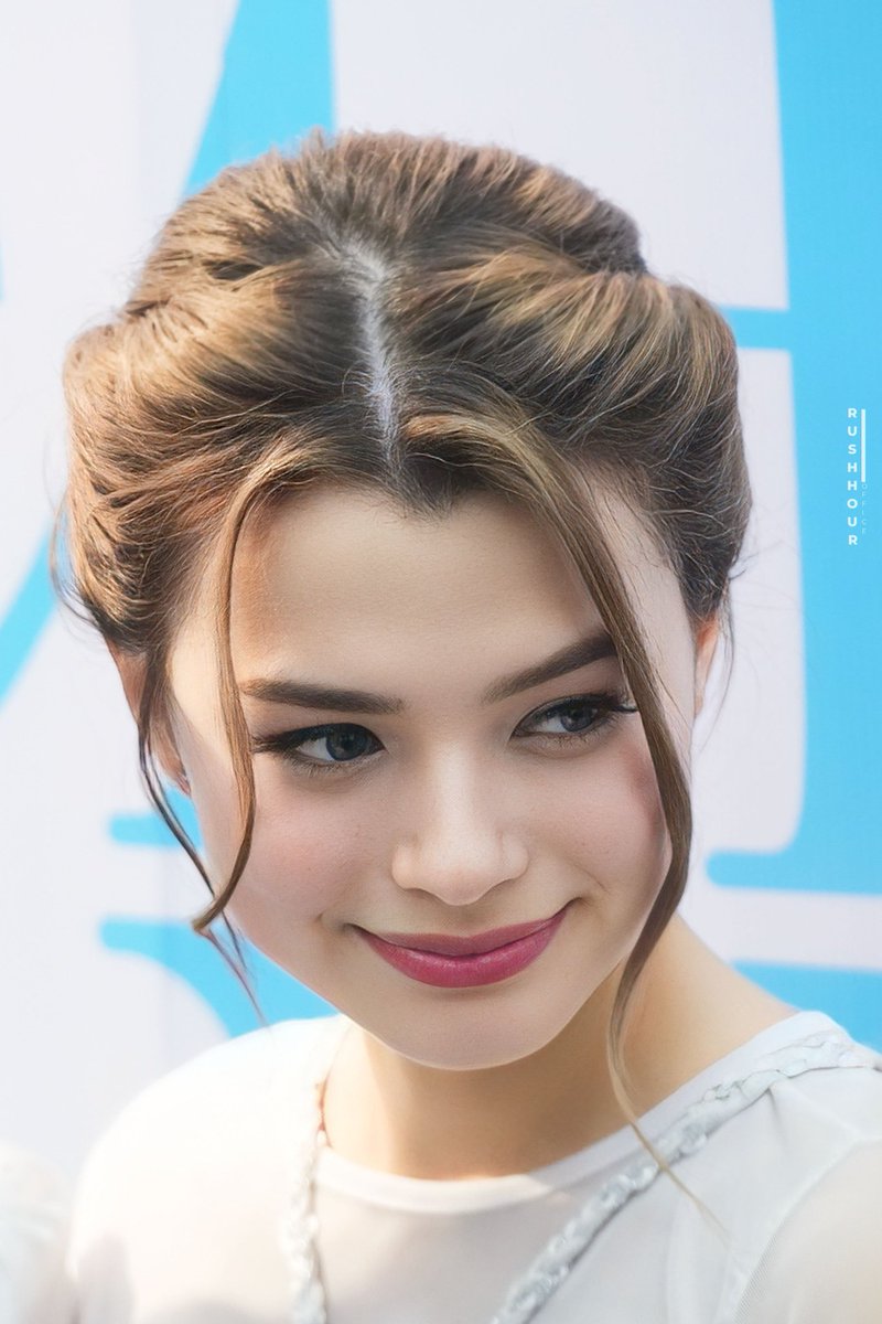 beccccckyyyy's tweet image. She's so beautiful 😩💖

#beckysangels