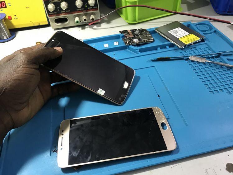 mjomba__nimama's tweet photo. MJOMBA NI MAMA
Phone repairTz
🔹Vioo vyote 6 / 12Pro Max
🔹Battery zote 6 / 12Pro Max
🔹Charging system 6 / 12Pro Max
🔹Camera 6 / 12Pro Max
🔹Mic , speaker
🔹No service
🔹Touch Ic
🔹 Audio Ic
✨✨✨✨✨✨✨✨✨✨
Ubungo External Garage
0789456054
#FundiSimuTz
#SmartPoint https://t.co/Ozcj1NyCzy