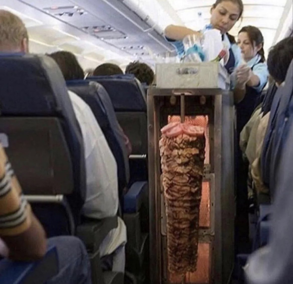 Wahlid's tweet photo. i wanna fly on this airline so bad https://t.co/0TypRxiVyR