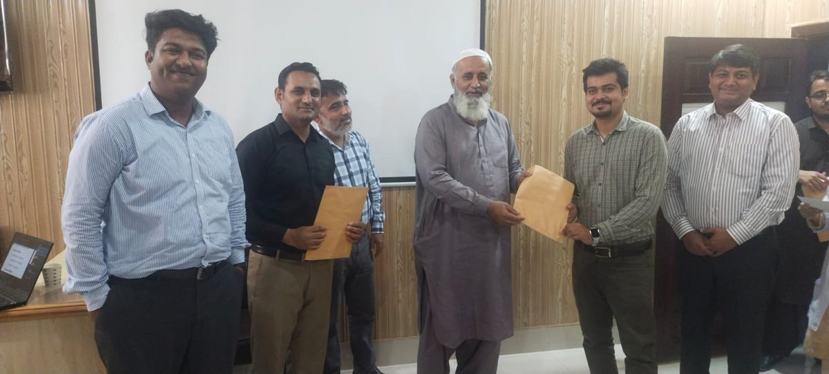 PakPsn's tweet photo. 5th #Research methodology #workshop at LUMHS, Hyderabad.
Great efforts by Prof  @maimoonasiddiq7 in charge for research activities,
courtesy @GetzPharmaIntl https://t.co/L2KElI27Q8