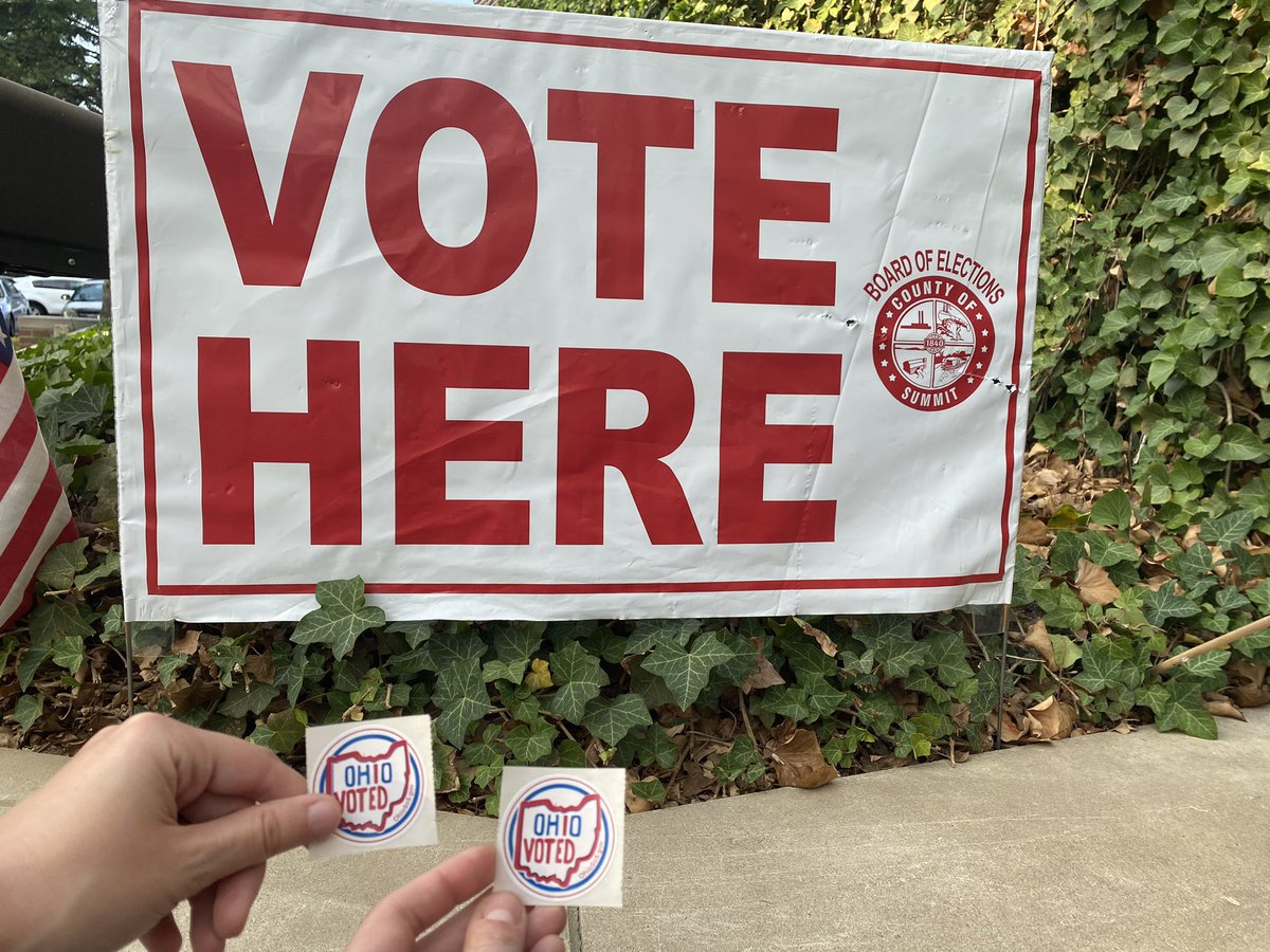 ginamels's tweet photo. @jack_p my wife and i did our civic duty and voted! https://t.co/osXNmVmvqL