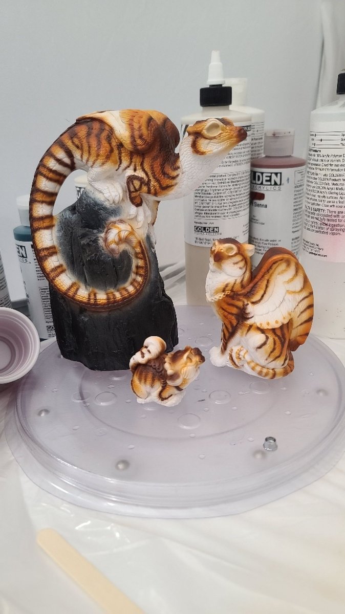 WeaselsOnEasels's tweet photo. Another #workinprogress teaser on my #windstoneeditions Ko-fi membership saw this on Saturday :3
#furry #sculpture #windstones #painting https://t.co/giIeJbFGN3