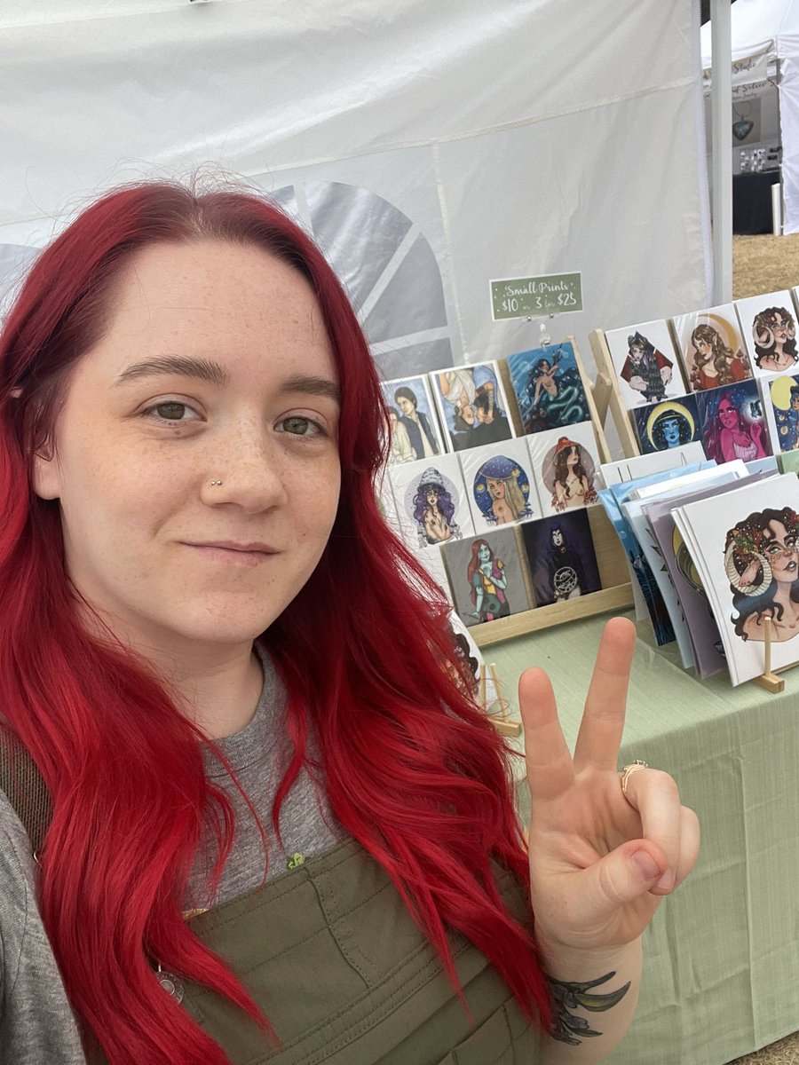 frecklefoxart's tweet photo. That’s a wrap at the Eatonville Arts &amp; Music Festival and my first ever public event! Thank you, sooooo much to everyone that came by and bought something or just had something nice to say! It really means the world to me!!
💚💚 #artfestival #SmallBusinesses #pnw #ArtistOnTwitter https://t.co/I0N20pE3c1