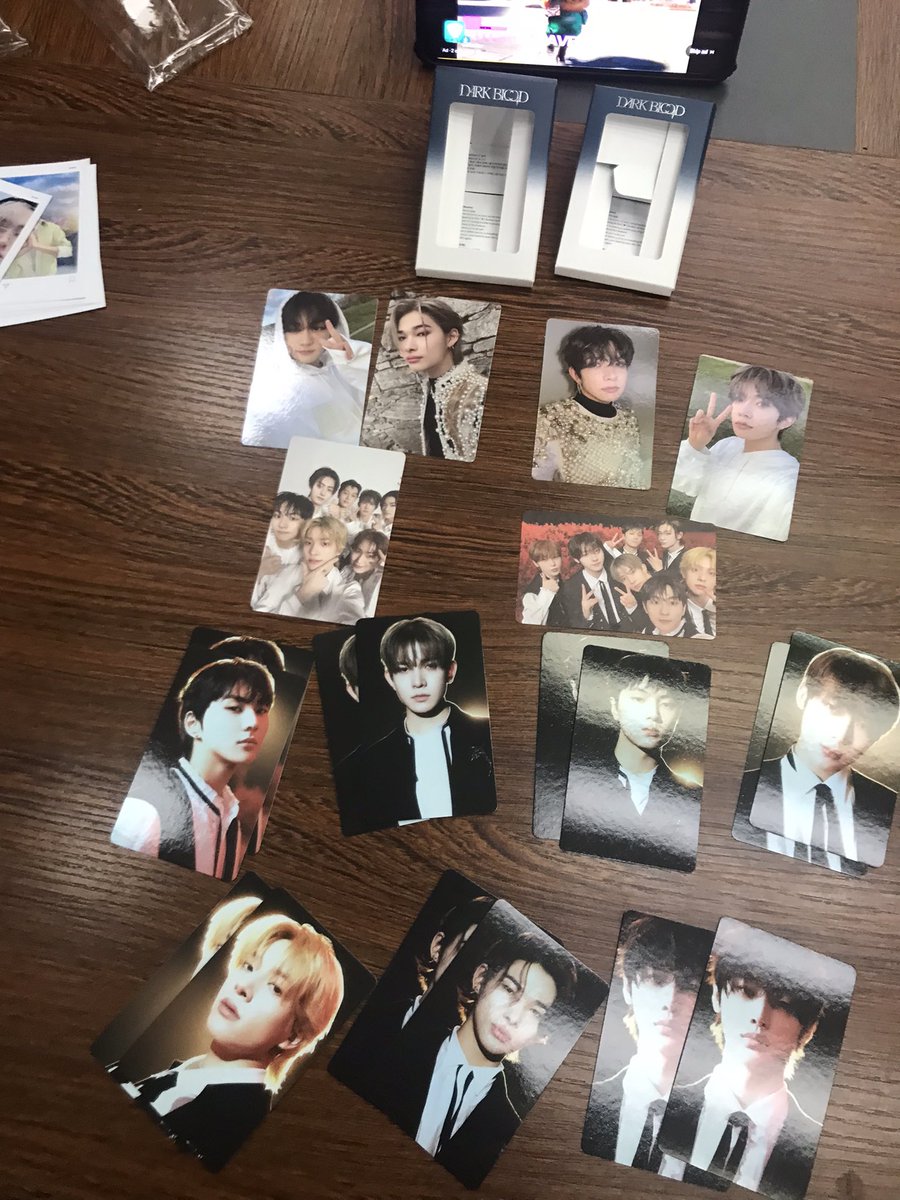 Psychelle30's tweet photo. 📨@keibicart  thank you so much po, ngayon ko lang na unbox 🥰 saya ko din kasi inuwian ako ng Bias . tysm grabi yong sparks ng mga freebies nyo po ❤  Godbless and Tysm.😘

#keibiFeedbacks #Enhypen #DarkbloodWeverseVersion
#Darkblood #Heeseung https://t.co/hx4gWqICw4