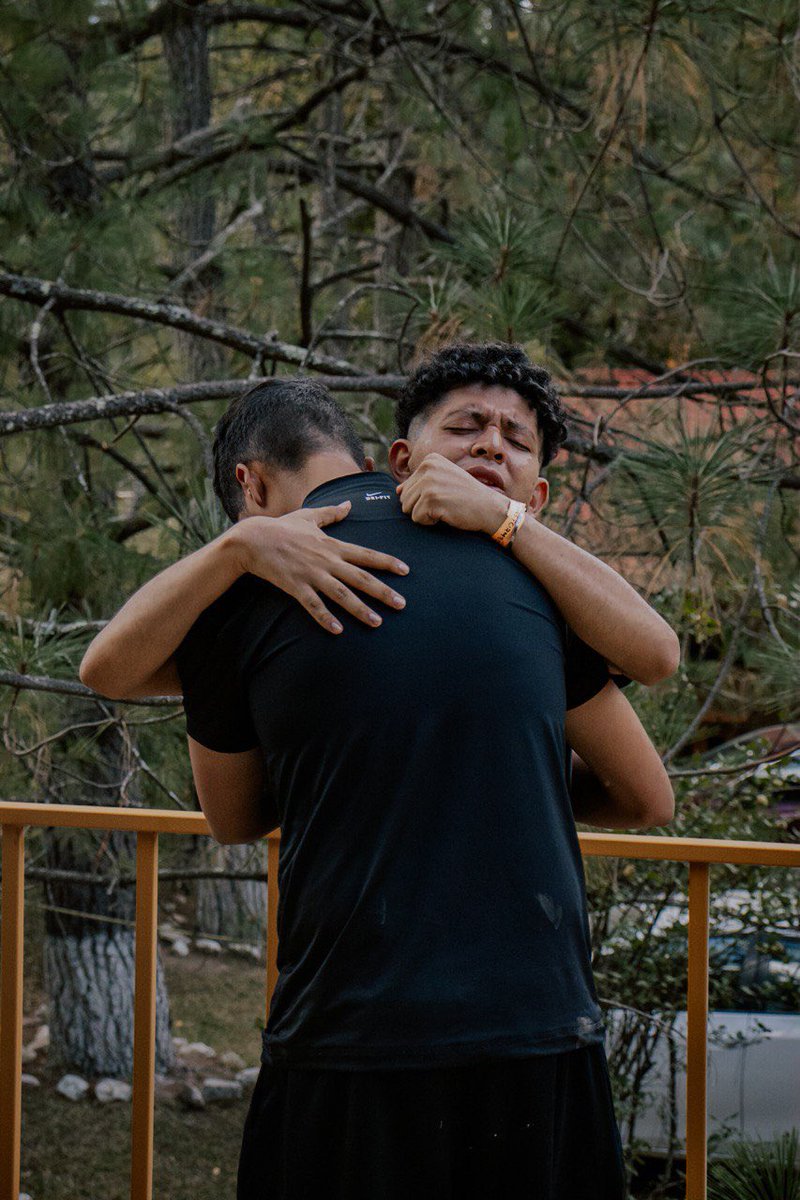 RubenRada_'s tweet photo. Miprimer RETO TRANSFORMACIÓN🔥  fue en el año 2014, desde entonces Dios me ha permitido asistir y no puedo estar más agradecido con él por todo lo que hemos vivido; cada año al servir recibo más de lo que puedo dar, cuentas conmigo y yo por supuesto, te tengo a ti, papá. 2023 🤍 https://t.co/nvKLbAR689