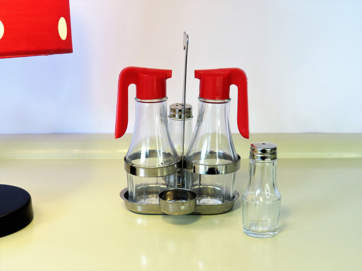 MaLanterne's tweet photo. Vintage Retro French Cruet Set, 4 Pieces Salt Pepper, Oil and Vinegar Bottles Dispensers, Condiment Red Color Caddy Set, France, 70s https://t.co/iBCQDyvUXa #Sales #Barbie #Free shipping #Fashion #Summerdress #Retro #Vintage #Holidays #RedSet https://t.co/CHDbP4v3CD