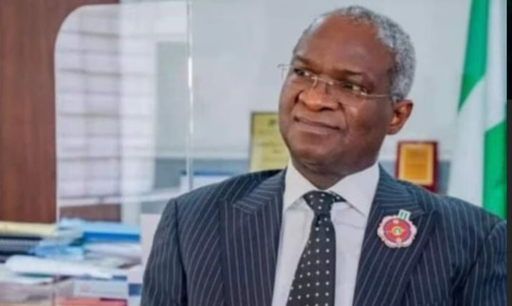 Mindset_Post's tweet photo. Dear Tunde Fashola, 

Did you or did you not contribute in the written Judgment of the Nigerian 2019 Presidential Election Tribunal? https://t.co/sJCahMjBEE