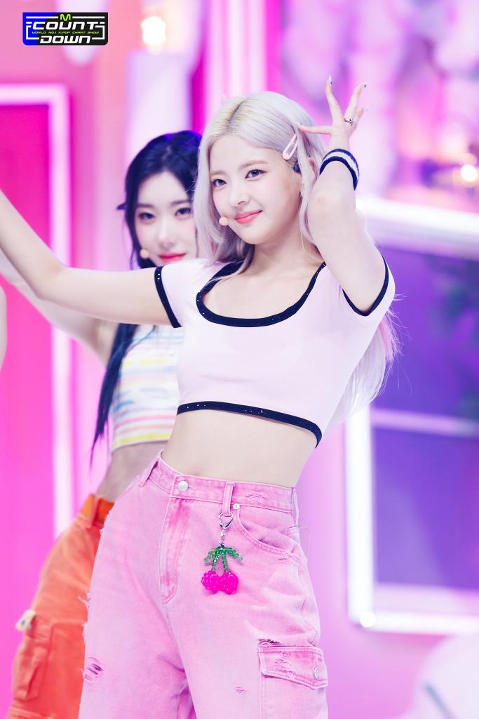 LiaEgypt's tweet photo. 📸||230808
صور ليا من ستيج' 🍰 CAKE' الخاص بـ Mcountdown علي موقع NAVER
🔗:https://t.co/deGKVfqvsY
-𝒜 https://t.co/gbbyxhVX7y