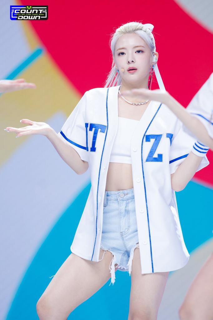 LiaEgypt's tweet photo. 📸||230808
صور ليا من ستيج 'None of my business' الخاص بـ Mcountdown علي موقع NAVER
🔗:https://t.co/mT0osuiQcQ
-𝒜 https://t.co/BGYp1XmhUw