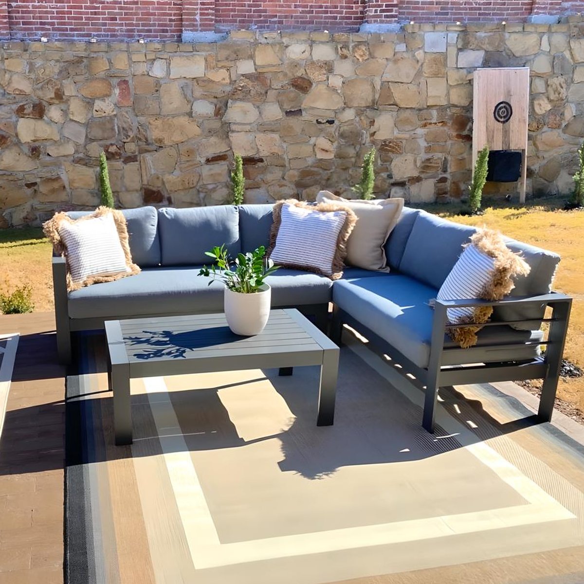Heynemo_Store's tweet photo. Embrace the abundant sunshine and soak up the positivity. ☕️✨
#heynemo
.
.
.
.
.
#exteriors #myhousebeautiful #outdoorpatio #outdoorfurniture #outdoordecorating #patio #furniturejepara #outdoorsofa #setdesign #design #sofamurah #patiostyle #countryliving #sofaset #gardendesign https://t.co/LMomqnjkQa