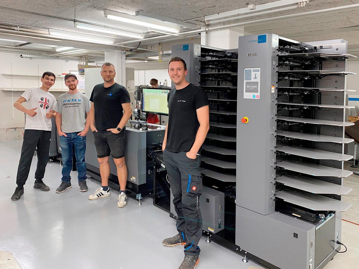 Zürcher Werbedruck erweitert sein Maschinenpark im Bereich Papierweiterverarbeitung um eine weitere Maschine von Schneider &amp; Co. AG.

Wir wünschen dem Team von ZWD viel Freude mit dem neuen Broschürensystem «Duplo System 6000i».

#duplo #printfinishing #papierweiterverarbeitung