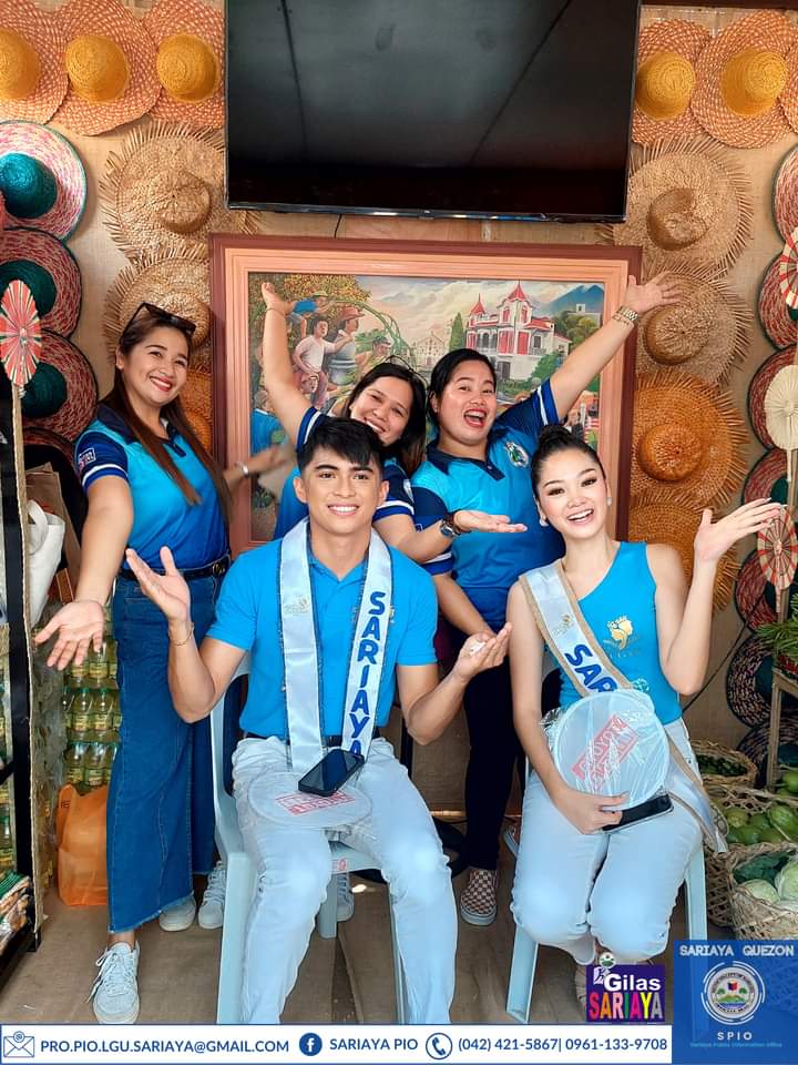 SariayaQue's tweet photo. HALINA AT BISITAHIN ANG AGRI-TOURISM BOOTH NG SARIAYA! 

MASDAN | Bumisita sa Agri-Tourism Booth ang kinatawan ng Sariaya para sa Ginoo at Binibining Niyogyugan 2023 na sina Mark Angelo Rivero Allonah Mirasol. 

Tampok sa Agri-Tourism Booth ng maGilas na Bayan ng Sariaya https://t.co/F8UpSckSJx