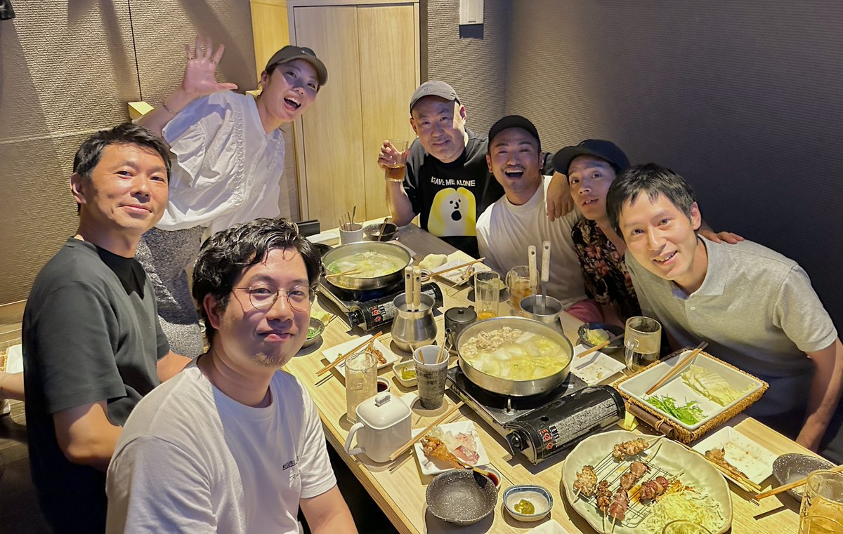 ryosera_jp's tweet photo. 福岡にきて１週間、たくさんの方々に「いらっしゃい！」と言ってもらえて、その期待に応えんとと日々、気合い入りまくり🍜🔥 https://t.co/zcP9xYtWLJ