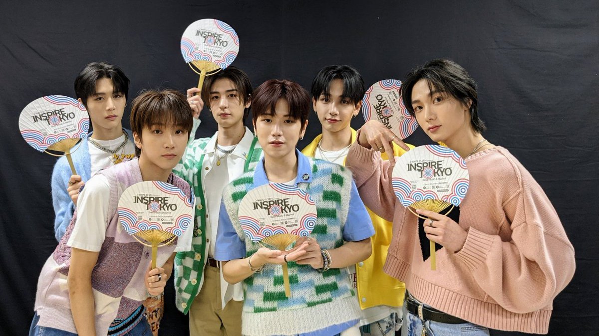 Hello there! Just a quick note to share that we've had a rather exclusive interview with JWAVE, during which we delved into all sorts of discussions about the members, HYBE, and various other topics. The conversation was quite relaxed and enjoyable.