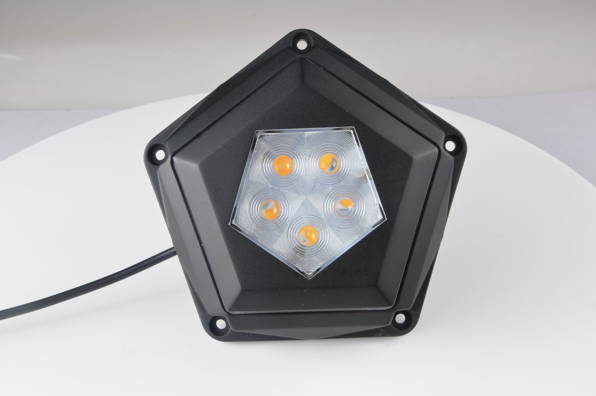 Jucar_Car_Light's tweet image. 🔧✨ Our LED warning lights are a blend of factory
expertise and personalized design.  Discover the perfect harmony of quality and customization. 💡🚘

#CustomLEDLights #ledwarninglight #ledlight #ledlighting #warninglight #jucar #like4likes #like4follow #manufacturer #factory