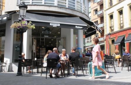 LaBoticaIndiana's tweet photo. 😍 El Rocker Soul Coffee alimenta el verano en Candás https://t.co/Er0eCv5To7 #RockerSoulCoffee #Candás #Asturias #bocadillo #sandwich #hamburguesa #verano2023 https://t.co/zMpAzD4uav