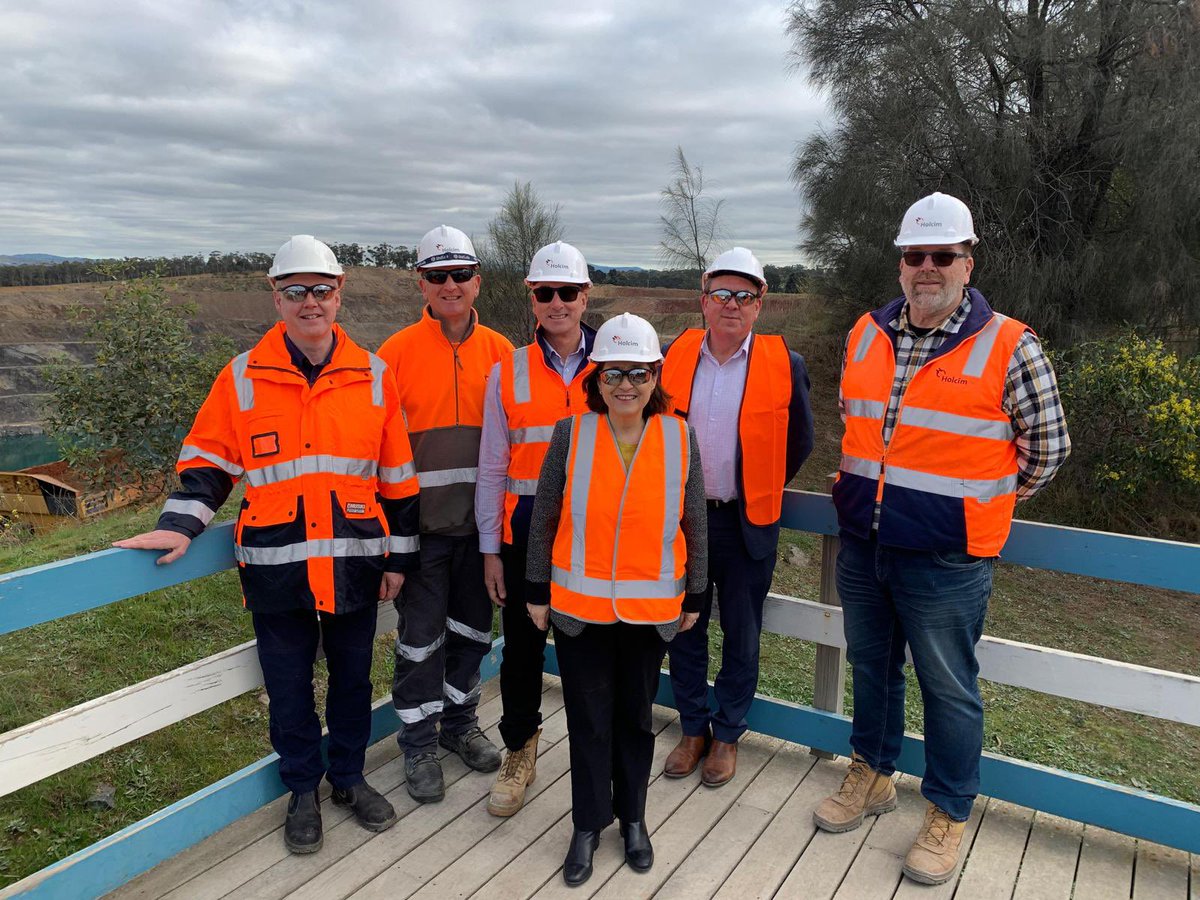 LilyDAmbrosioMP's tweet photo. We need quarries so we have the affordable materials needed for housing, roads, rail, renewables and more. 

The new Resources Victoria will deliver the reforms needed to ensure the sustainable growth of the sector, while increasing transparency and community input into projects. https://t.co/aG4Wg8Bp9i