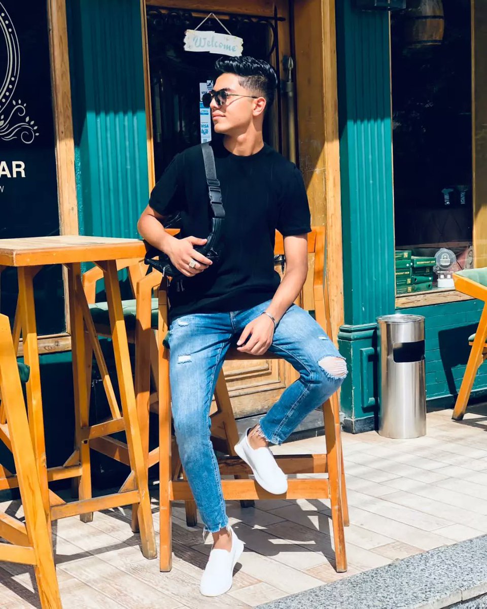 Adham_Gom3a's tweet photo. 🦅⚖️ https://t.co/lfuJ1XVUPI