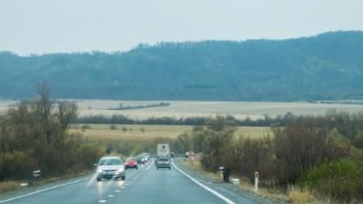 gospodarkaPodk1's tweet photo. Są pieniądze dla gmin na budowę dróg na pograniczu polsko-słowackim @INTERREGTweets . Szczegóły w linku https://t.co/qC2sfNRrlE  @podkarpacki1 @acylo https://t.co/j4vHqxNJZN