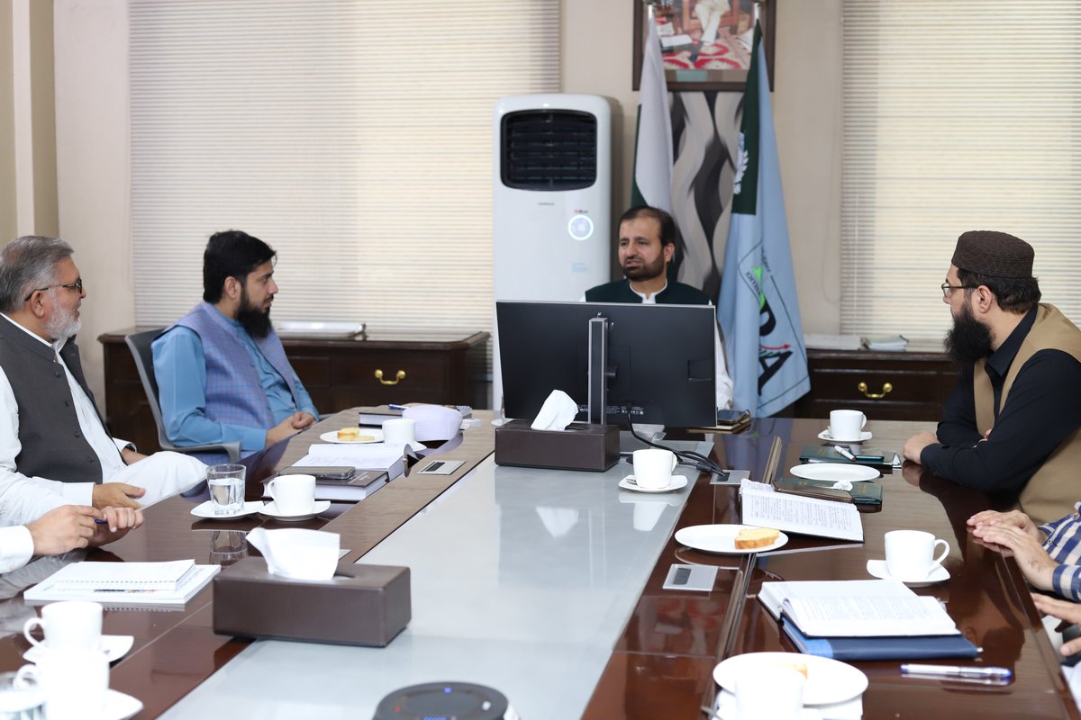 kpra_official's tweet photo. Director General #KPRA Shah Mahmood Khan chaired a meeting to discuss and review the #Rules and #Regulations that have been drafted under the Khyber Pakhtunkhwa Revenue Authority Act of 2022. The meeting was attended by officers from KPRA as well as a legal drafter who https://t.co/onneWMtqBG