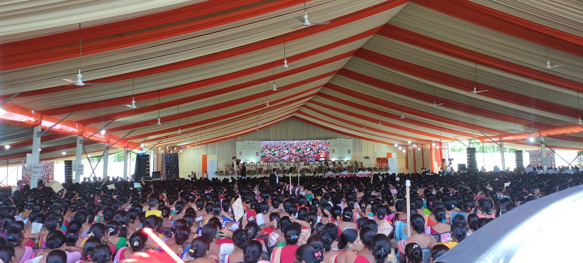 #स्वालंबी_भारत 
आधुनिक भारत के राष्ट्रनायक परम श्रद्धेय गुरुवर युग #योगर्षि_स्वामी_रामदेव जी महाराज जी के पावन सानिध्य में असम के मुख्य मंत्री #हिमंता_बिस्वा_सरमा जी के नेतृत्व में  #तिनसुकिया में #खाद्य_तेलों में भारत को आत्मनिर्भर बनाने के लिए महत्वपूर्ण प्रयास
<a href="/yogrishiramdev/">स्वामी रामदेव</a>