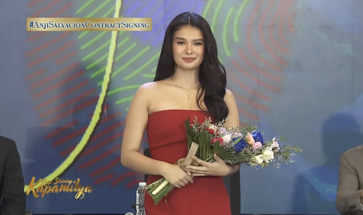 “ANJI PAVED HER WAY”
Congratulations, my love! you’ve come so far and I can’t wait to witness the new heights you’ll reach! love u so much! soooo proud of you, ALWAYS!💛 

ANJI KAPAMILYA FOREVER #AnjiSalvacion