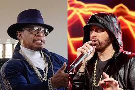 mostfan_'s tweet photo. Melle Mel released his diss track against Eminem... and it might just be 2023's most controversial tune π΅π€―.
Proceed with caution π§β οΈ
#Eminem #MelleMel #MostFan https://t.co/MhmVDJywA1