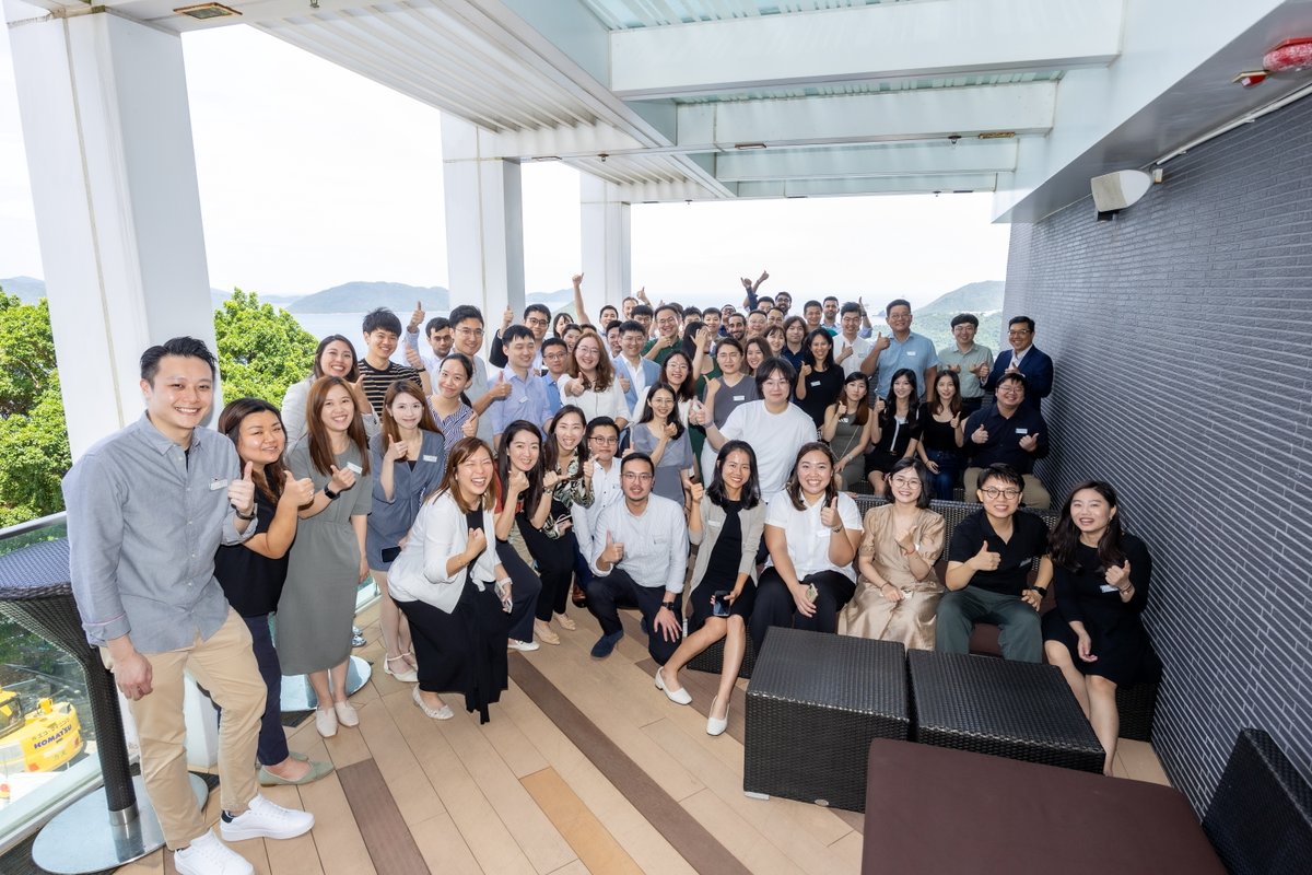 Exciting day welcoming our new #fulltimeMBA cohort! They embarked on a dynamic journey of self-discovery, growth, and forming a tight-knit community. Ready to witness our #futurebusinessleaders thrive and make lasting impacts! 🚀
#HKUSTMBA #MBALife #LeadershipJourney