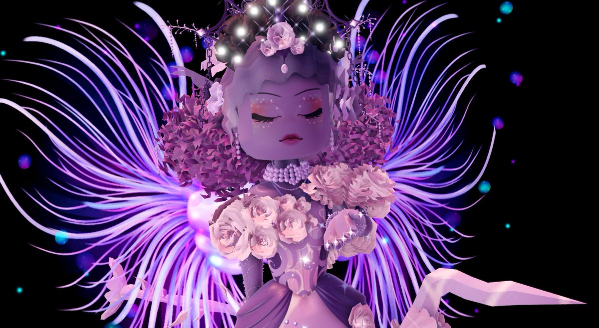 in honour of the new #royalehighcampus3 coming out soon... 

100k rhd &amp; 100 robux giveaway !!

- follow with notifs 
- like &amp; retweet 
- show proof  

extras in thread <3  

#royalehigh #royalehightrades #royalehightradings #royalehighgiveaways #royalehighgw #royalehighgiveaway