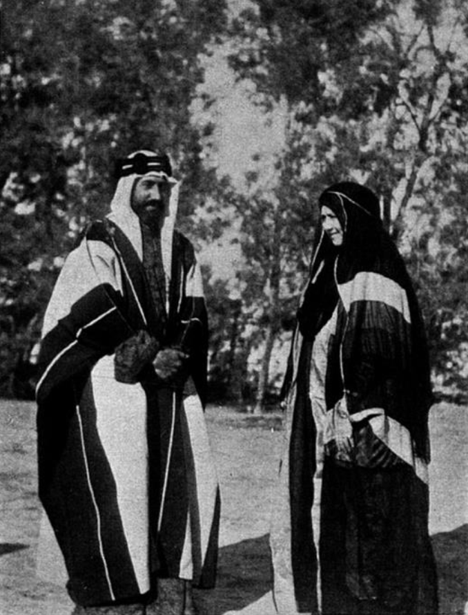 عن التاريخ tweet media