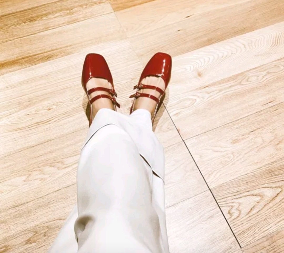 Flat shoes cantik super lucu yg kupunya, bs buat ngantor nongki kekampus bs banget sihh... keliatan mewah gitu harganya jg murah pokoknya worth to buy 

🛒 shope.ee/7AAMrjbXvf

#flatshoes #KoreanUpdates #outfitoftheday #Shopee88 #shopeehaul