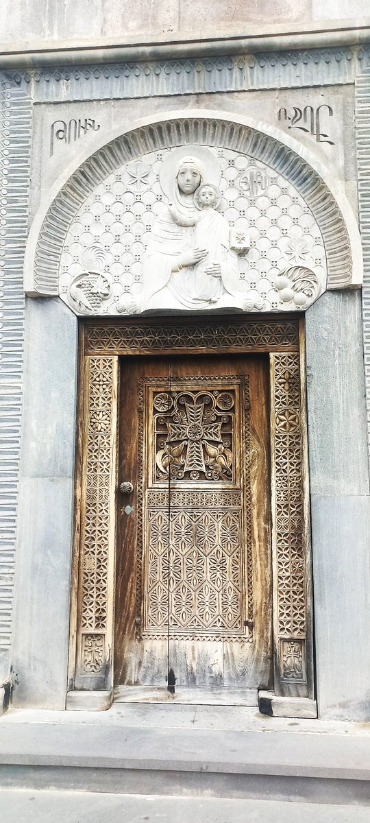 marinamkhitar2's tweet photo. From the Genocided Generation of 1915 to the Lost Homeland Generation of the 21c.
Photos from my collection.
Photo 1 - Los Angeles
Photo #2 - Berdzor, Surrendered to AZ
#genocidalpolicy #azerbaijan #artsakh #armenia #christianity #southcaucasus #photography https://t.co/DgTk0D5Wev