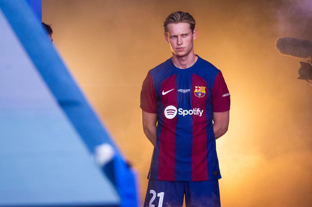 DeJongFrenkie21 tweet picture