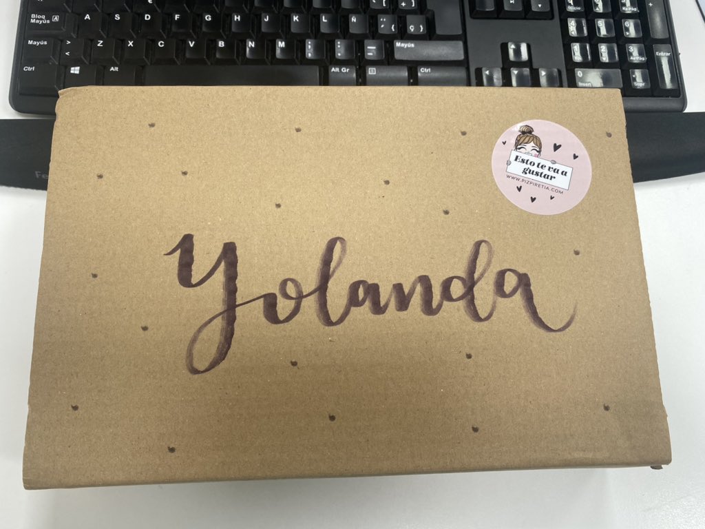 Una de las cosas que me gustan es estrenar agenda, y es que las de <a href="/pizpiretia/">Pizpiretia</a> son de lo más cuquiiii 😍😍😍

Cuando se hacen las cosas con amor, se nota y ella, Rocío, le pone el alma y el corazón 🩷

#agenda #papeleriabonita #pizpiretia