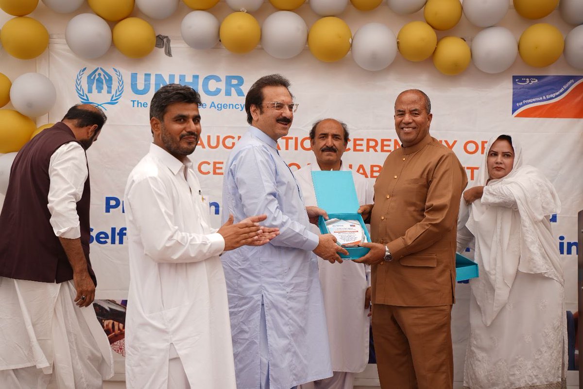 amjadrshdyahoo1's tweet photo. Inauguration of livelihood center in Quetta. https://t.co/yqvkugtYx4