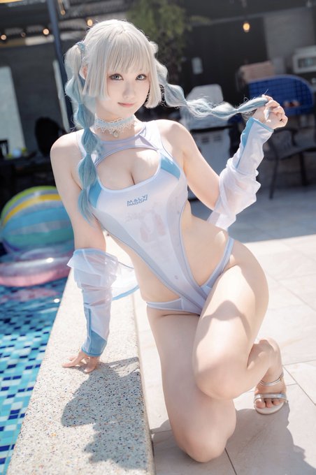 Twitterのコスプレ画像16