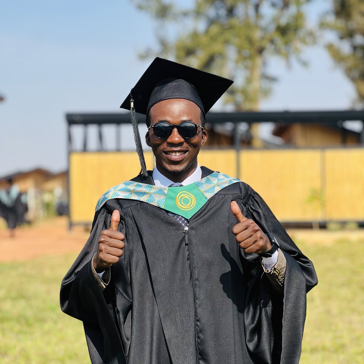 jcniyomugabo's tweet photo. Yesterday I graduated from @RICA_Rwanda with a Bachelor of Sciences in Conservation Agriculture and a specialization in Irrigation and Mechanized Agriculture. https://t.co/VEZkPB3mvJ