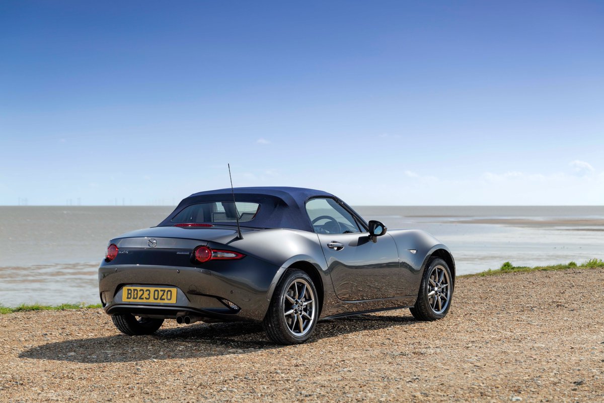 InvictaMstone's tweet photo. The sublime Mazda MX-5 Kizuna Edition - Embrace the spirit of summer.

A fusion of style, and performance built. Made to create boundless driving memories with an ever-lasting bond and impression.

#CraftedInJapan #MX5 #MazdaMX5

https://t.co/NDPAhWUSba https://t.co/HzYdbYdSeR