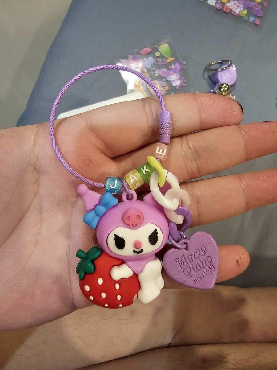 UNI_MISHOP's tweet photo. Kuromi Lover ตัวจริง เข้ากับตอนูมากเลยคับ ขอบคุณที่มารับน้องไปดูแลนะคับ 🐱☁️ #ReviewUNI_MISHOP https://t.co/0bbZQPFOYz