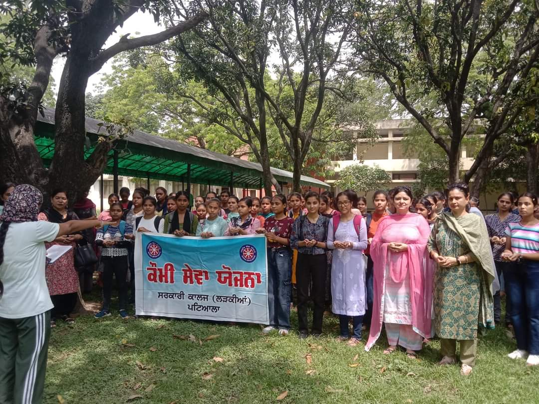 gcgpatiala's tweet photo. Inauguration of MERI MAATI MERA DESH Campaign!
NSS Department of Govt College for Girls, Patiala, has taken a momentous step towards a greener and cleaner India.
#MERIMAATIMERADESH #ProudToServeTheNation #NSSDepartment #govtcollegeforgirlspatiala https://t.co/1Qc6wCFJxU