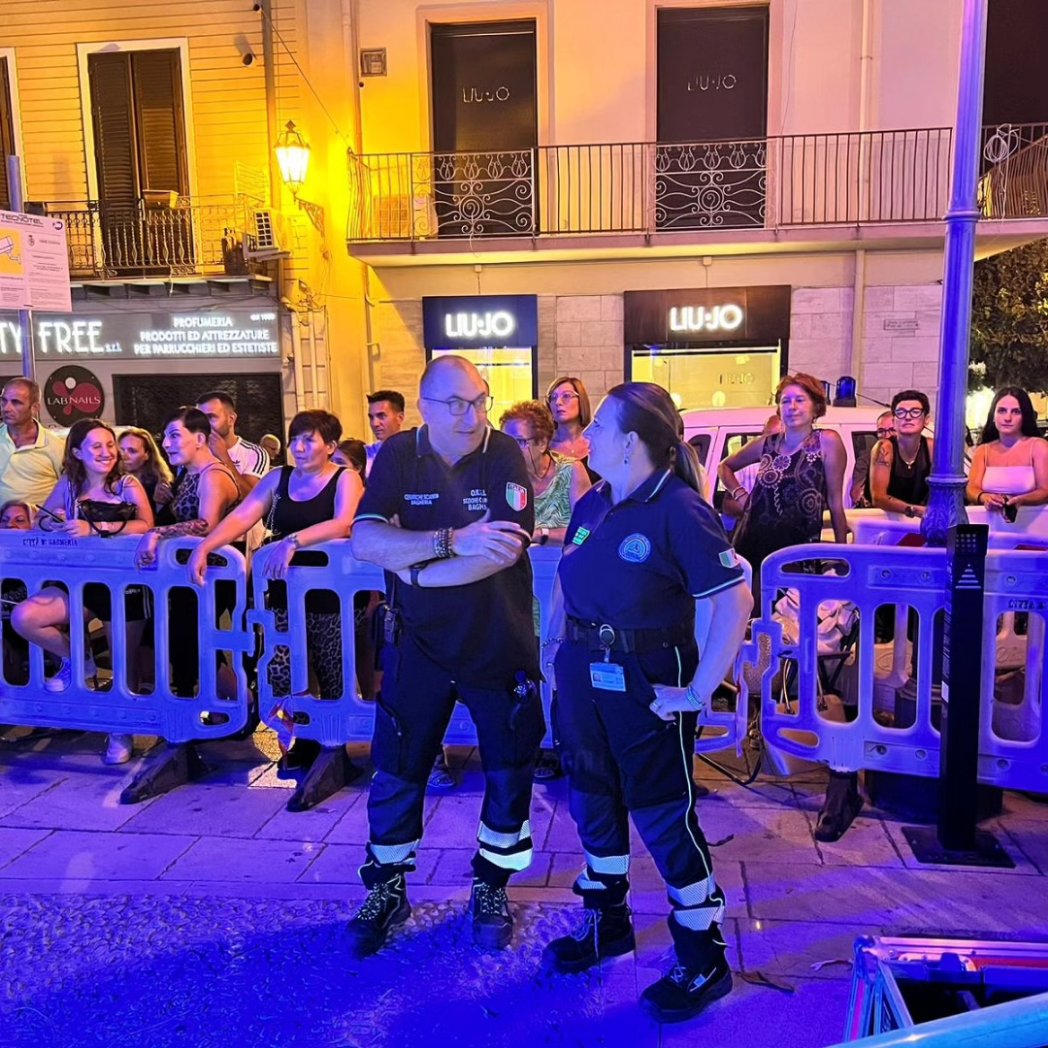 Giubbeditalia's tweet photo. 08-08-2023 -Spettacolo musicale Quintezz Jazz Stringa Quintel a seguire Tribù che Balla -
#ANVVFC #BAGHERIA1
#ANVVFC #PALERMO #CITTA' con la collaborazione dell'associazione
#ONVGI #BAGHERIA e con la
#VICRI #SECURITY 💪💪💪💪💪💪💪💪✌️✌️🎊🎊🎊🎊🎊🎊🎊🎊 https://t.co/PLmjNQHJZF